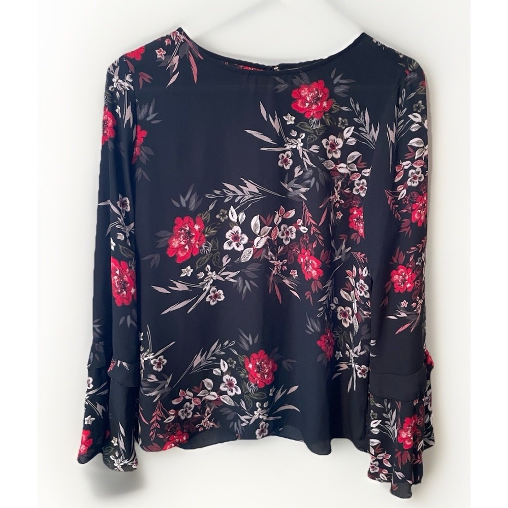 Zac & Rachel Floral Blouse Blk Backgrd Bell Sleeves Wm M Fairy Feminine